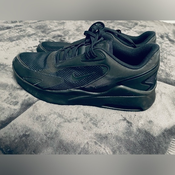Men’s Nike Air Max Bolt Size 12